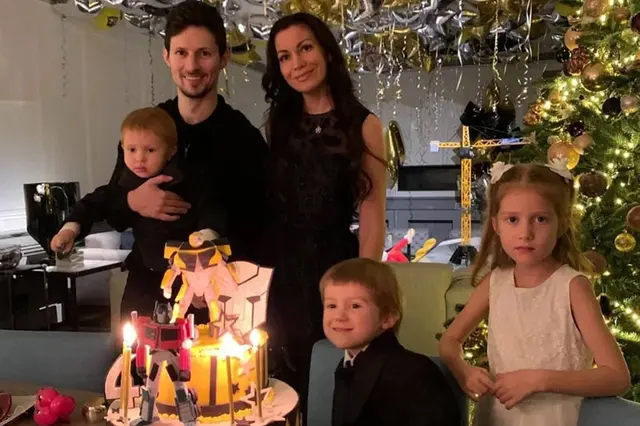 Irina Bolgar and Durov's children blank meme template