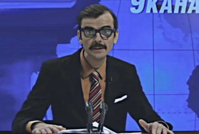 Шаблон мема «Внутри Лапенко»