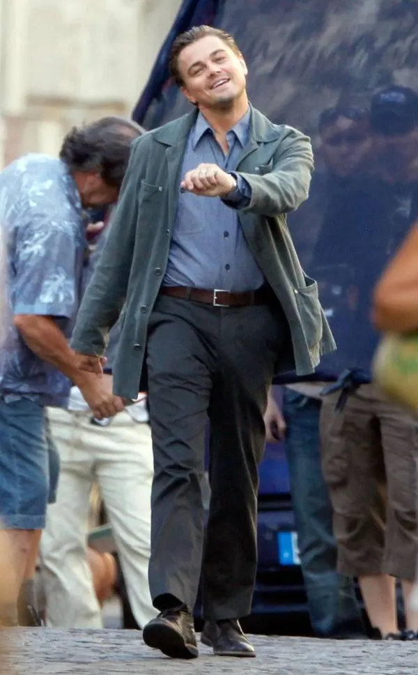 Leo Strutting blank meme template