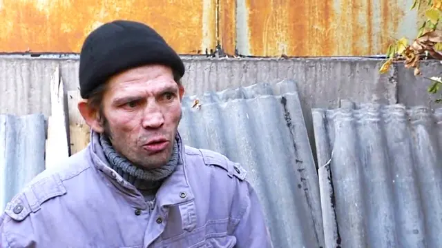 Шаблон мема «Ты втираешь мне какую-то дичь» без готовой подписи