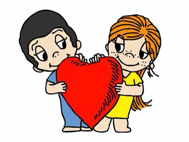 Шаблон мема «Love is (Любовь – это)» без готовой подписи