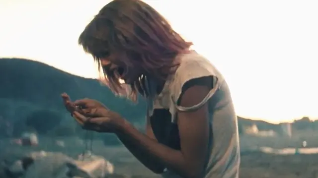 Шаблон мема «I Knew You Were Trouble (Тейлор Свифт кричит)» без готовой подписи